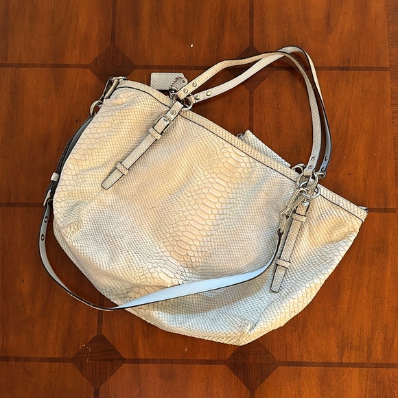 Early 2000s Coach Pale Blue Tote Bag - Picture 4 of 12